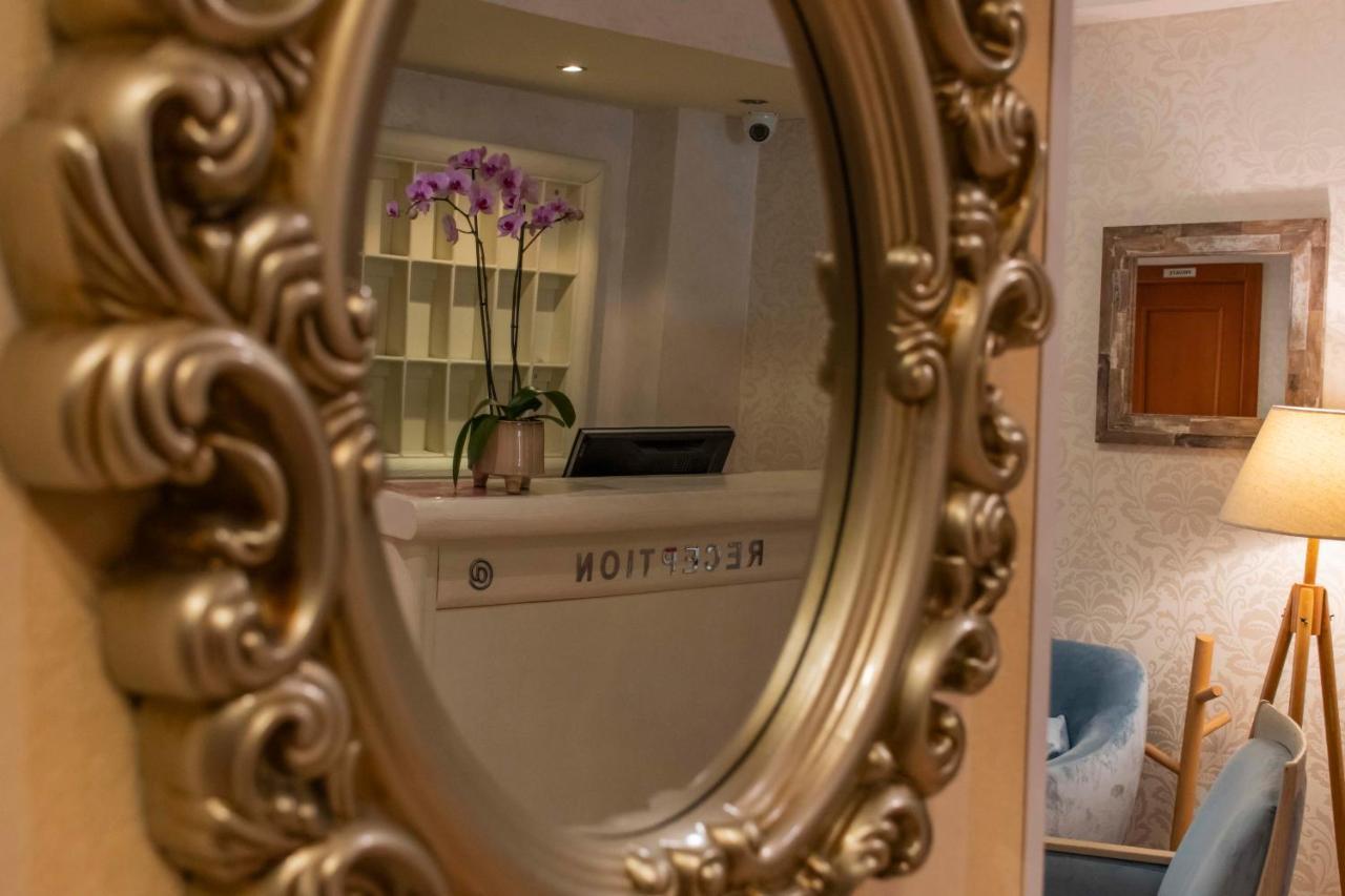 Mali Hotel Porat Budva Exterior photo